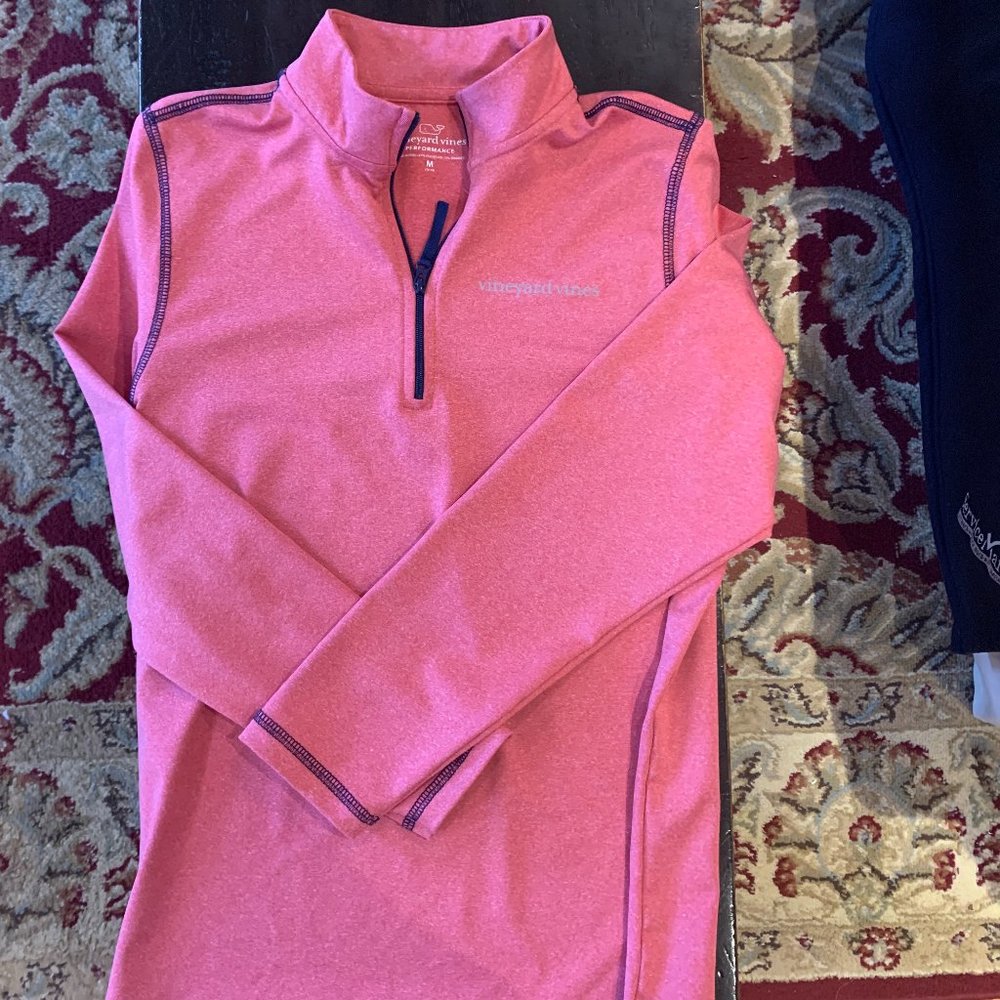 Vineyard Vines Boys Performance 1/4 zip M 12-14